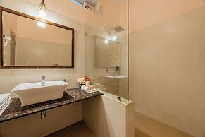 Suryaa Villa - A City Centre Hotel
