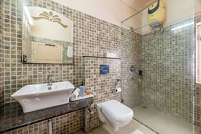 Suryaa Villa - A City Centre Hotel