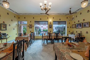 Suryaa Villa - A City Centre Hotel