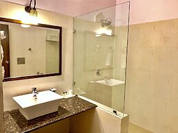 Suryaa Villa - A City Centre Hotel