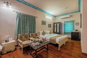 Suryaa Villa - A City Centre Hotel
