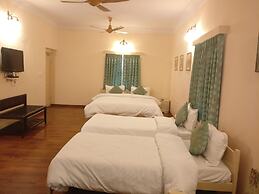 Suryaa Villa - A City Centre Hotel