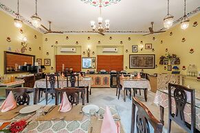 Suryaa Villa - A City Centre Hotel