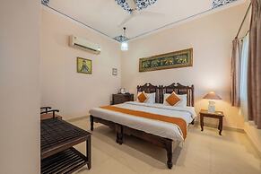 Suryaa Villa - A City Centre Hotel
