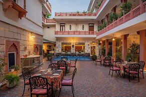Suryaa Villa - A City Centre Hotel