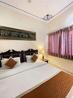 Suryaa Villa - A City Centre Hotel