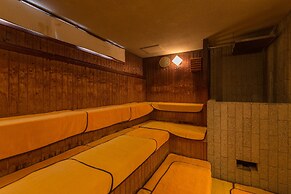 Apa Hotel Komatsu Grand