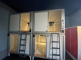 Singer109 Hostel