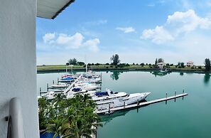 Avillion Admiral Cove