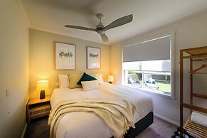 Georges Bay Apartments