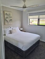 Georges Bay Apartments