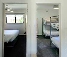 Georges Bay Apartments