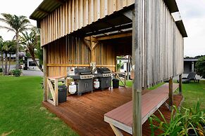 Georges Bay Apartments