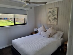 Georges Bay Apartments