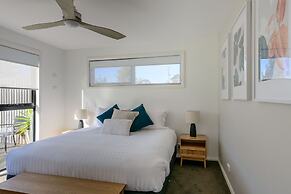 Georges Bay Apartments