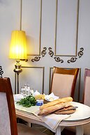 Theatre Boutique Aparthotel