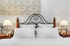 Theatre Boutique Aparthotel