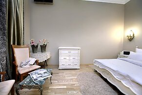 Theatre Boutique Aparthotel