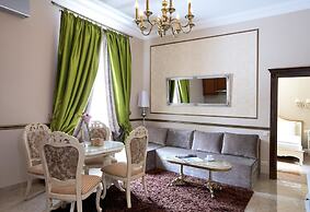 Theatre Boutique Aparthotel
