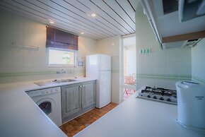 Marina Plaza - Apartments
