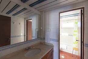 Marina Plaza - Apartments
