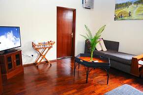 Coconut Grove Regency Hotel