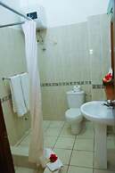 Coconut Grove Regency Hotel