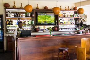 Coconut Grove Regency Hotel