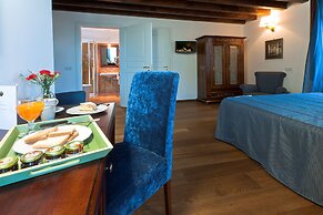 La Plumeria Hotel