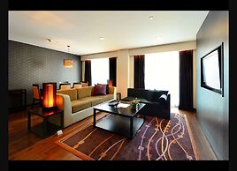 Radisson Suites Bangkok Sukhumvit
