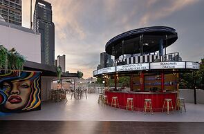 Radisson Suites Bangkok Sukhumvit