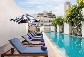Radisson Suites Bangkok Sukhumvit