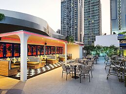 Radisson Suites Bangkok Sukhumvit