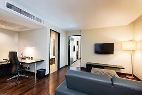 Radisson Suites Bangkok Sukhumvit