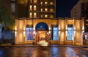 Radisson Suites Bangkok Sukhumvit