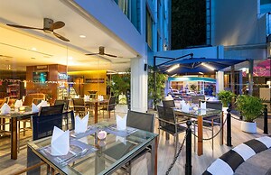 Radisson Suites Bangkok Sukhumvit