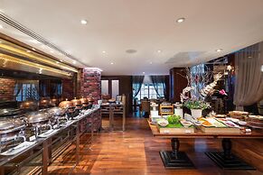 Radisson Suites Bangkok Sukhumvit