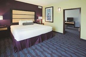 La Quinta Inn & Suites by Wyndham Hinesville - Fort Stewart