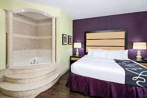 La Quinta Inn & Suites by Wyndham Hinesville - Fort Stewart