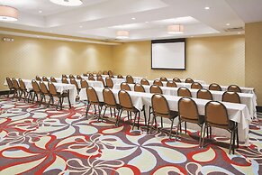 La Quinta Inn & Suites by Wyndham Hinesville - Fort Stewart