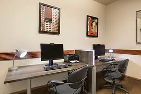 Days Inn & Suites by Wyndham Sherwood Park Edmonton