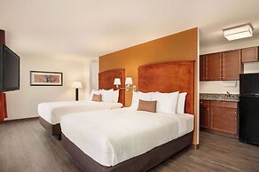 Days Inn & Suites by Wyndham Sherwood Park Edmonton