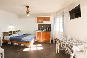 Kafieris Blue Studios