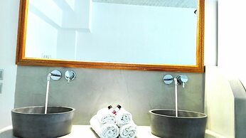 Kafieris Blue Studios