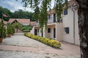 Domaine et Golf de Vaugouard - La Maison Younan