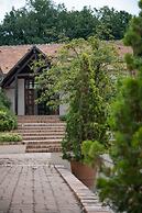 Domaine et Golf de Vaugouard - La Maison Younan