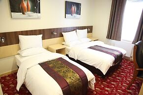 The Cambridge Hotel