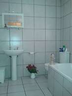 Shamrock Arms Guest Lodge