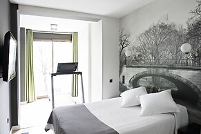 Hostal Joaquín Costa Un Punto Chic