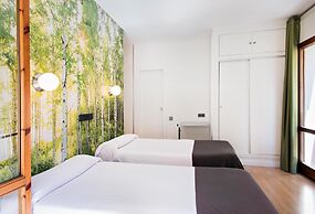 Hostal Joaquín Costa Un Punto Chic